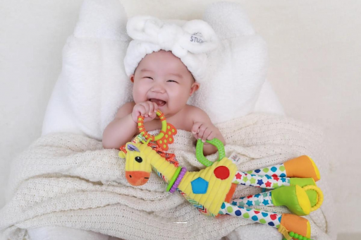 保亭宝宝肚子胀气怎么办